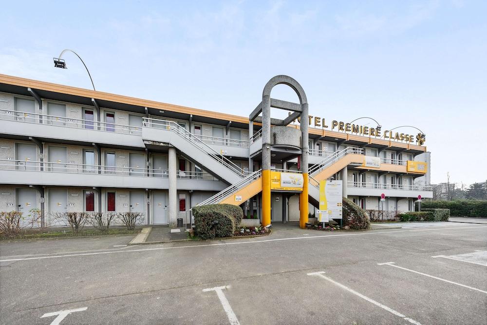 蒙特利马图艾特普瑞米尔经典酒店 莱斯托雷特斯 外观 照片